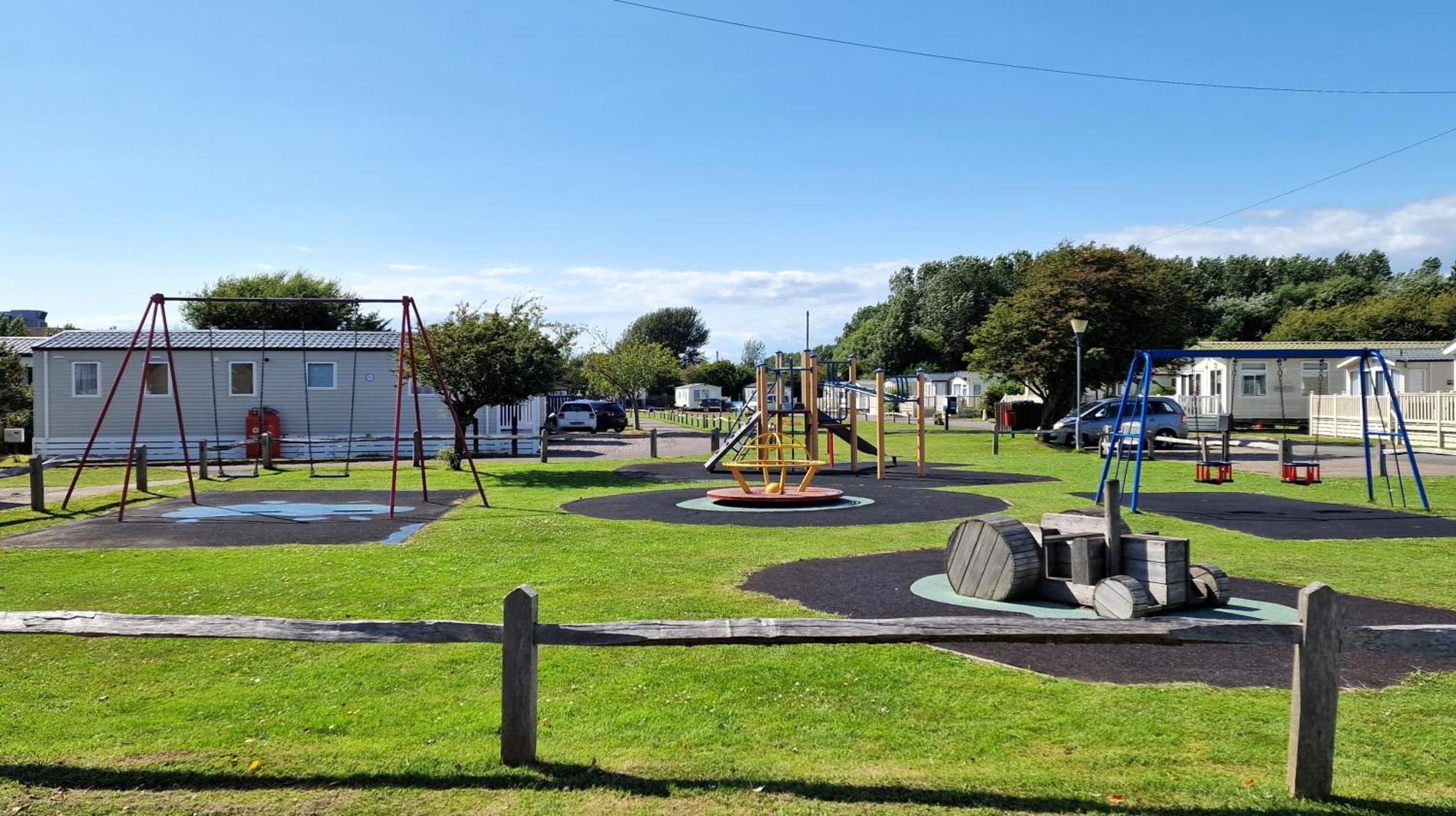 Carnaby Holiday Caravan, West Sands, Selsey Esterno foto