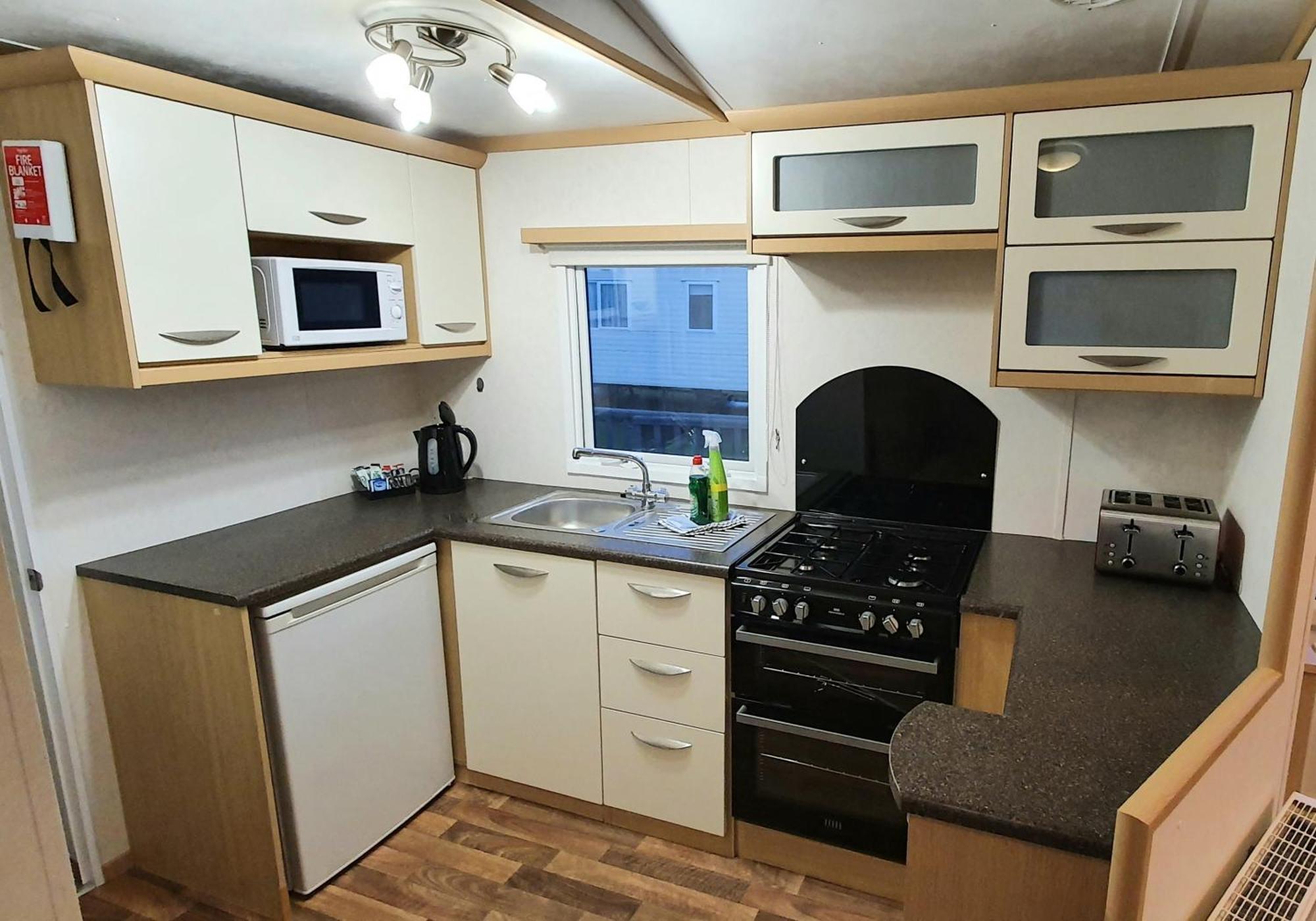 Carnaby Holiday Caravan, West Sands, Selsey Esterno foto